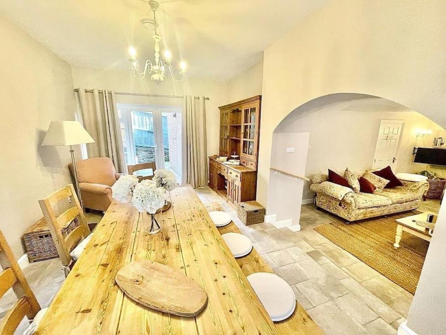 *Brecon Beacons,Log Burner, Hot Tub Dogs Welcome* كريكهاوْل المظهر الخارجي الصورة